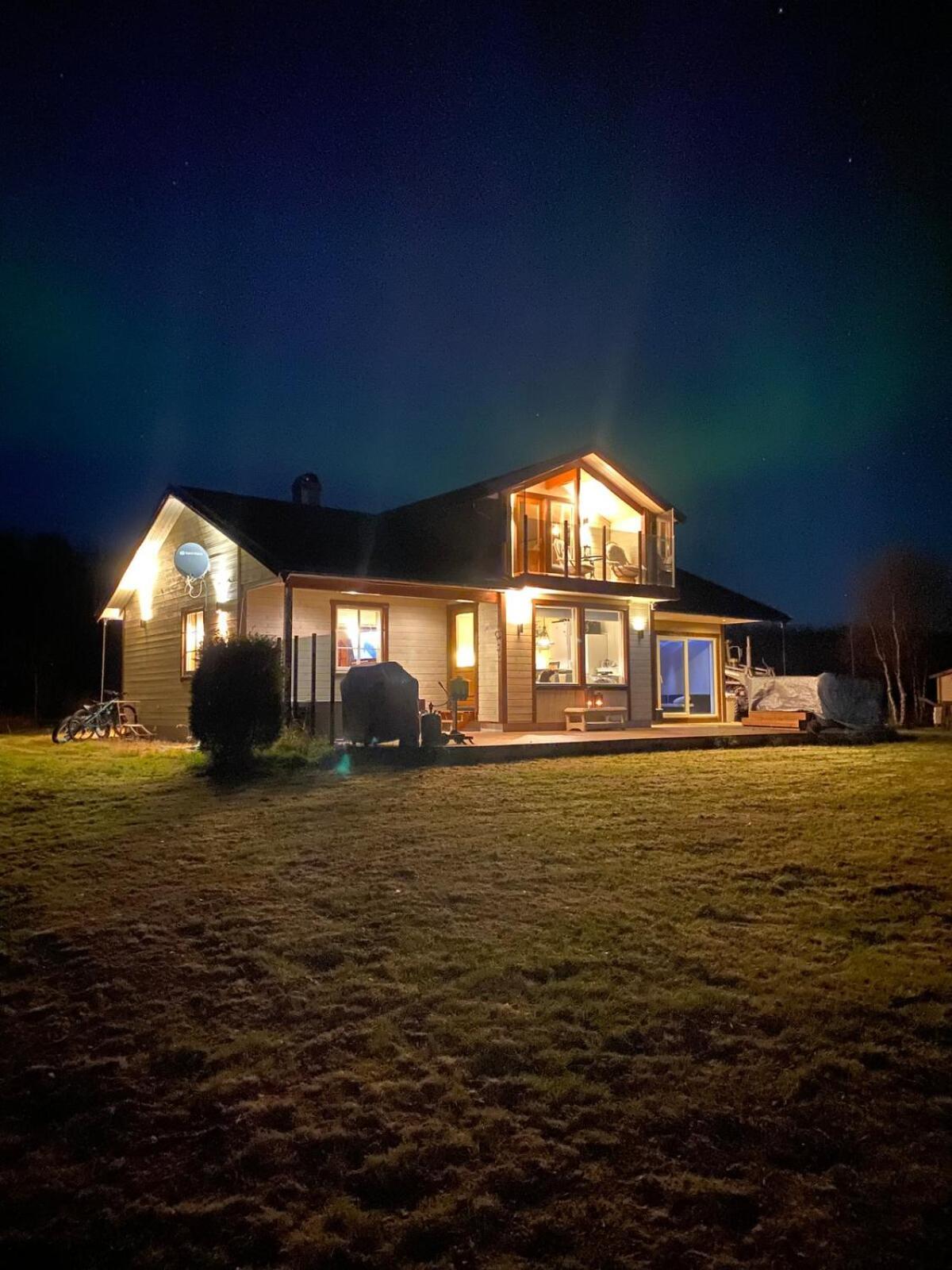 Cottage With Good Standard Next To Neiden River Exteriör bild