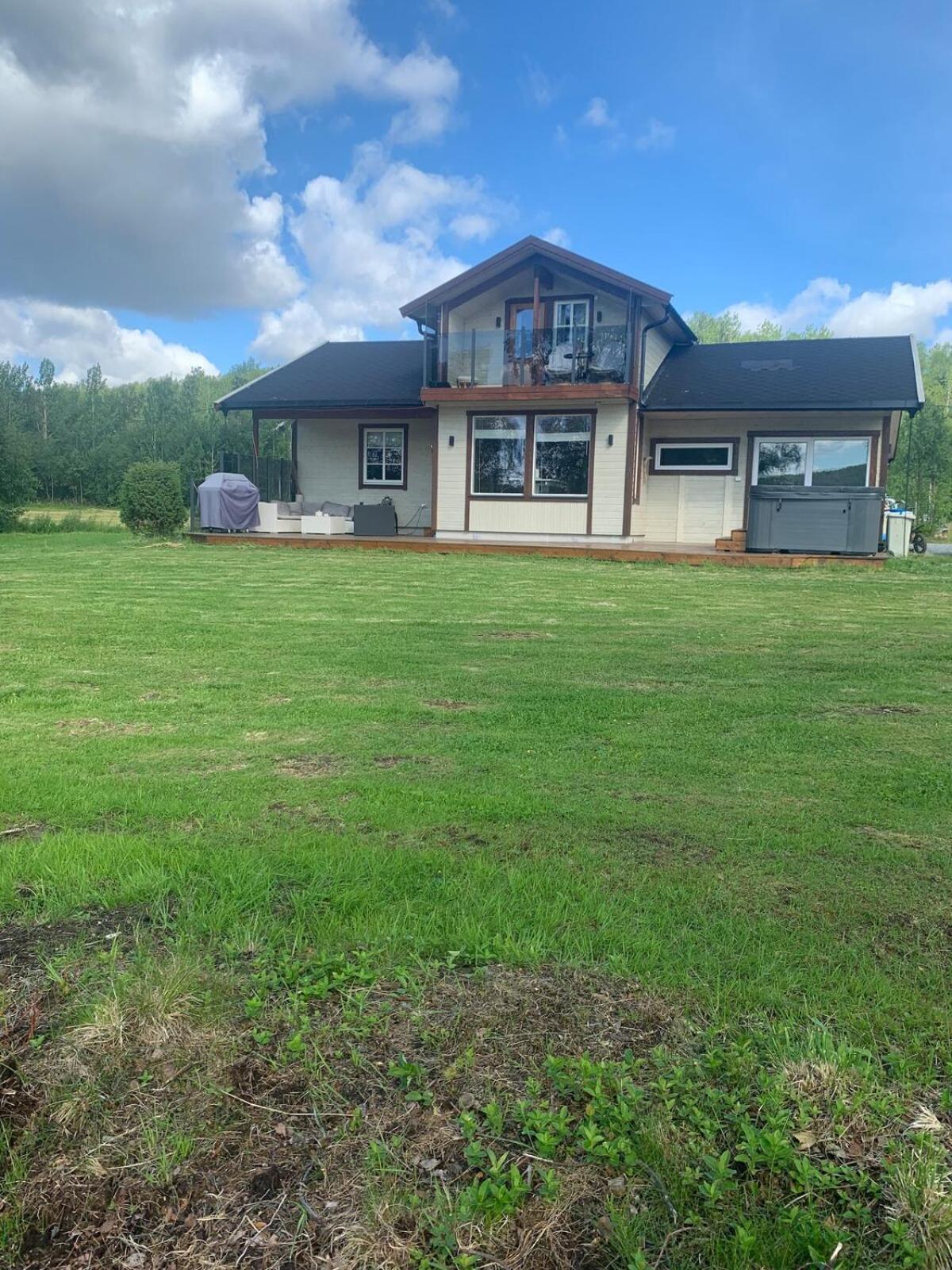 Cottage With Good Standard Next To Neiden River Exteriör bild